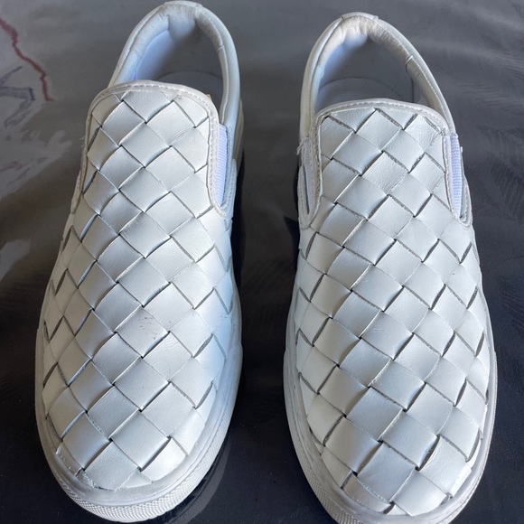 Marc Fisher Womens  White Calla Woven Leather Slip On Sneakers Shoes Size 7.5 M - Picture 2 of 8